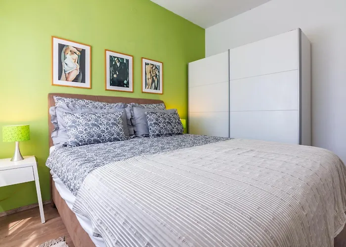 Superior Apartment With Private Pool Apartment *