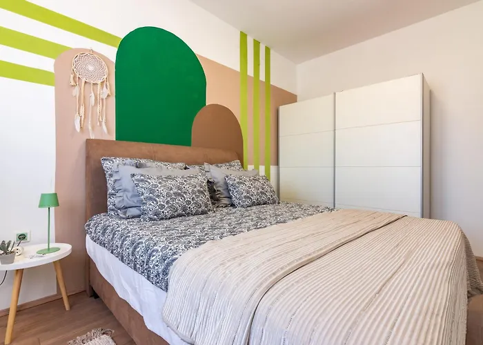 Superior Apartment With Private Pool بولا