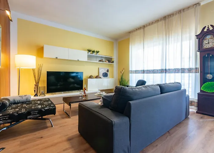 Superior Apartment With Private Pool * Pula