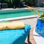 Apartment Superior With Private Pool