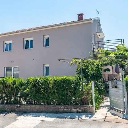 Superior House With Pool Apartment Pula
