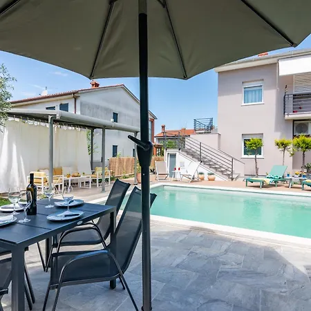 Apartmán Superior With Private Pool Pula