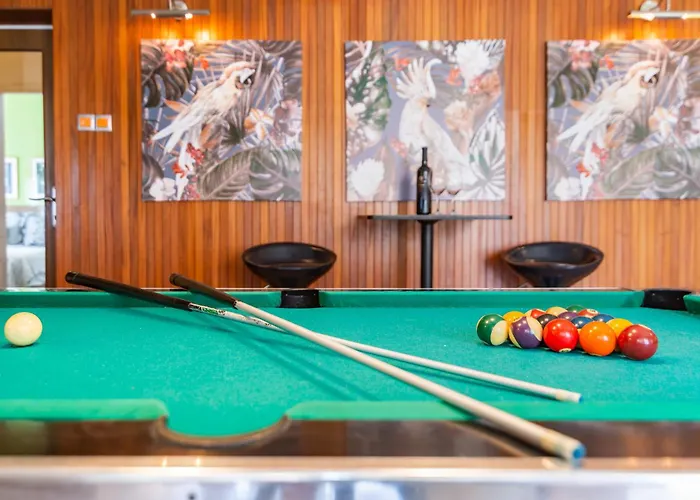 アパート Superior Apartment With Private Pool *