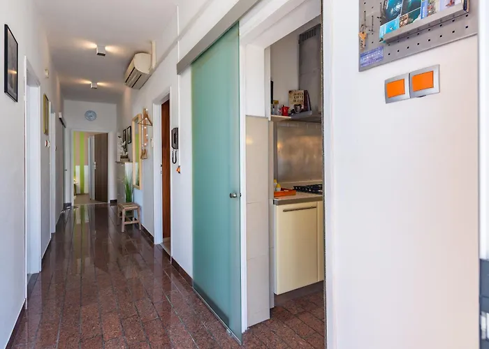 アパート Superior Apartment With Private Pool プーラ